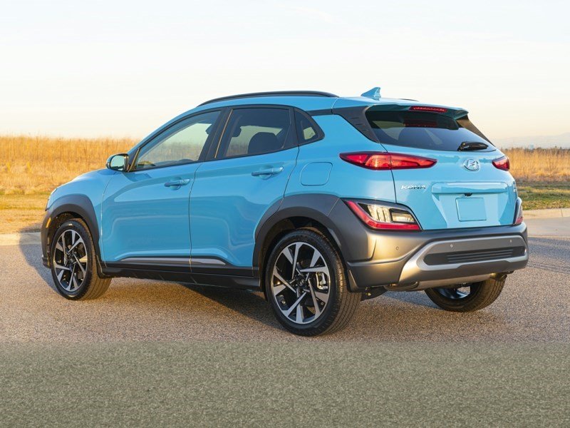 2022 Hyundai Kona 2.0L Essential Value Edition OEM Shot 2