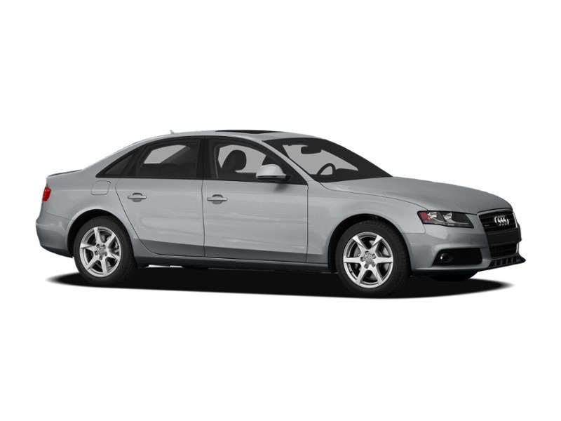 2010 Audi A4 4dr Sdn Auto quattro 2.0T Premium Exterior Shot 9