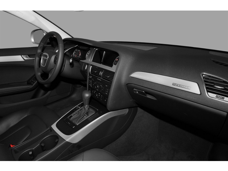 2010 Audi A4 4dr Sdn Auto quattro 2.0T Premium Interior Shot 1