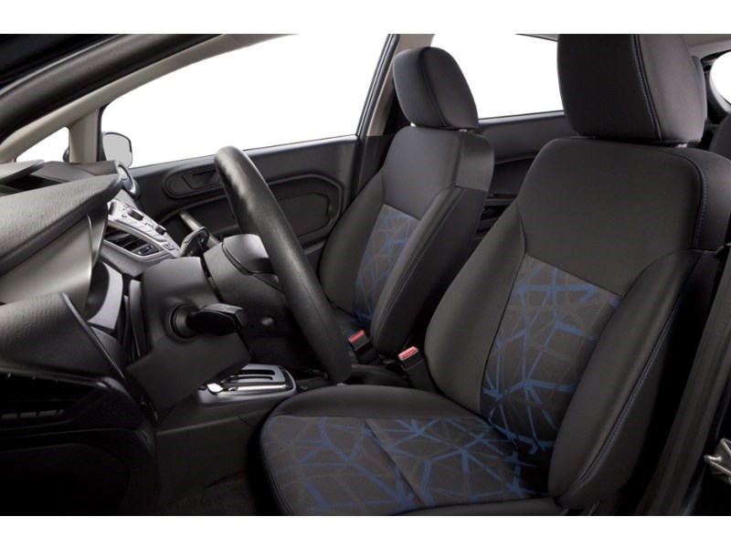 2013 Ford Fiesta 5dr HB SE Interior Shot 5