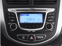 2013 Hyundai Accent 4dr Sdn Man GL *Ltd Avail* Interior Shot 10
