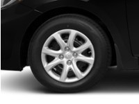 2013 Hyundai Accent 4dr Sdn Auto GL Exterior Shot 16