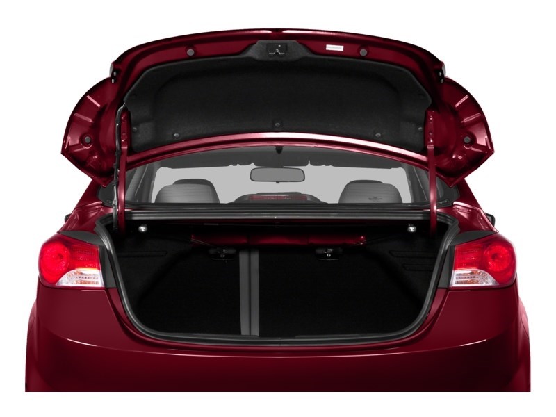 2013 Hyundai Elantra 4dr Sdn Auto GL Exterior Shot 4