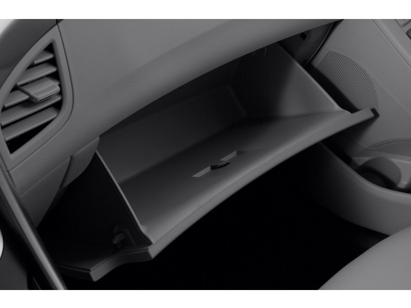 2013 Hyundai Elantra 4dr Sdn Auto GL Interior Shot 3