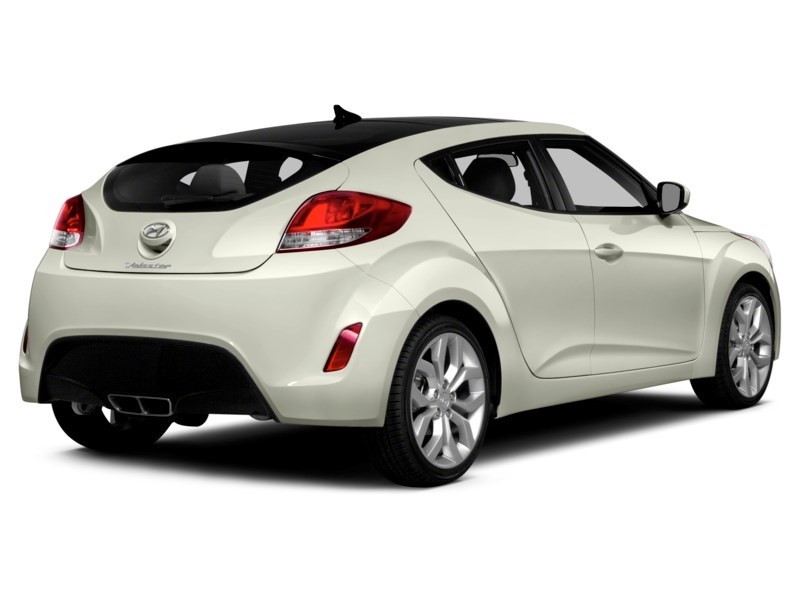 2015 Hyundai Veloster 3dr Cpe Man Exterior Shot 2