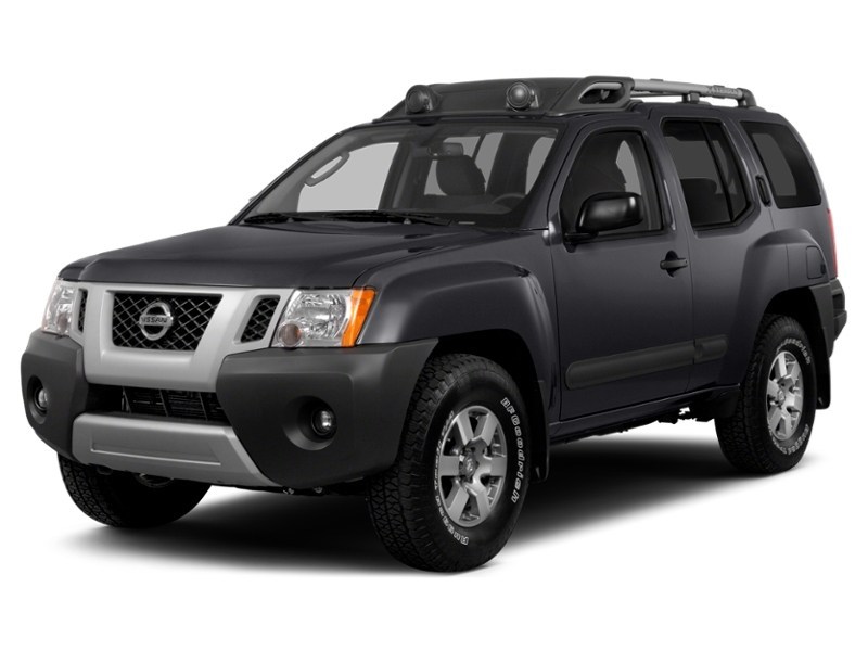 2015 Nissan Xterra 4WD 4dr Auto PRO-4X Exterior Shot 1