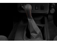 2015 Nissan Xterra 4WD 4dr Auto PRO-4X Exterior Shot 9