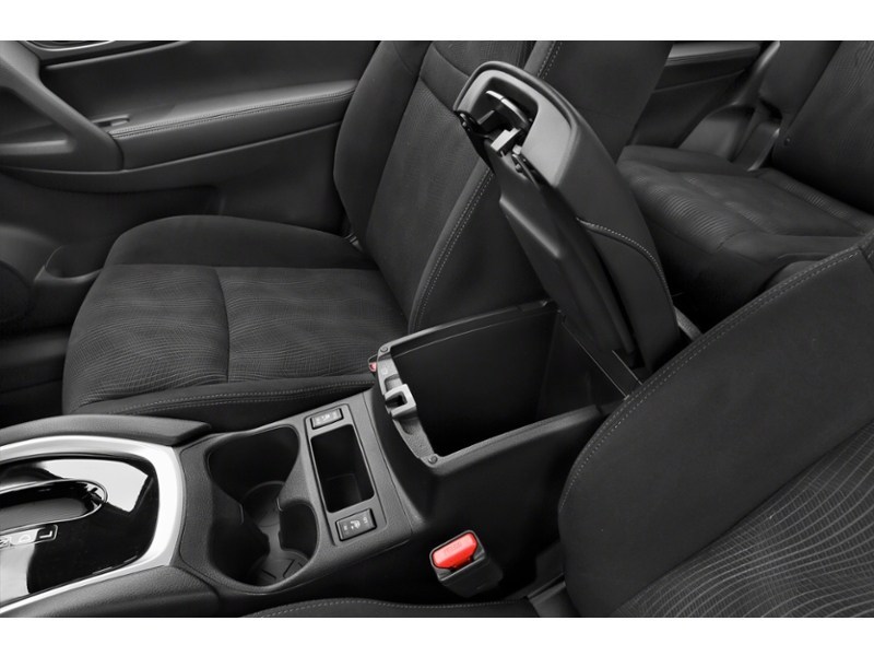 2014 Nissan Rogue AWD 4dr SL Interior Shot 8