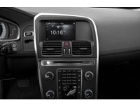 2016 Volvo XC60 AWD 5dr T5 Special Edition Premier Interior Shot 2