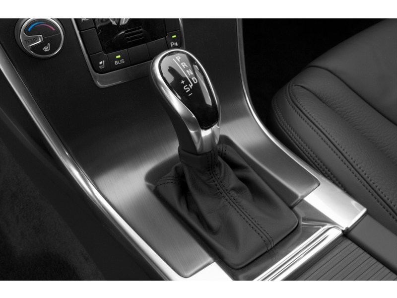 2016 Volvo XC60 AWD 5dr T5 Special Edition Premier Exterior Shot 12