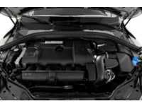 2016 Volvo XC60 AWD 5dr T5 Special Edition Premier Exterior Shot 3