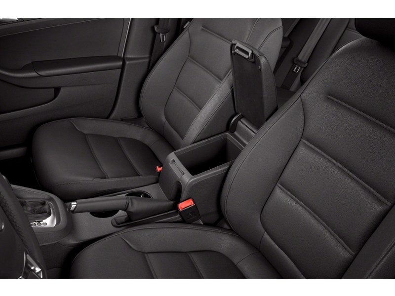 2014 Volkswagen Jetta 4dr 1.8 TSI Man Comfortline Interior Shot 7