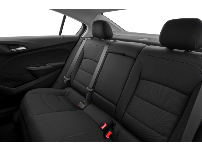 2017 Chevrolet Cruze 4dr Sdn 1.4L LT w/1SD Interior Shot 5