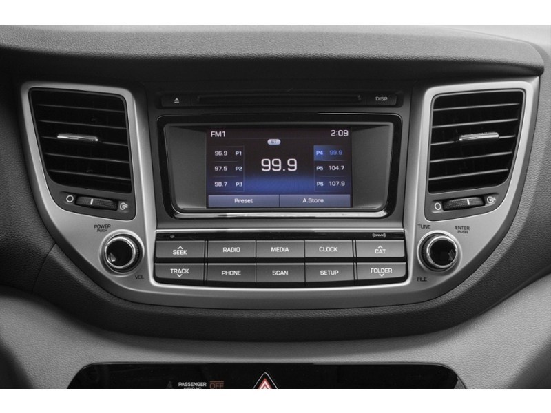 2017 Hyundai Tucson AWD 4dr 2.0L Luxury Interior Shot 2