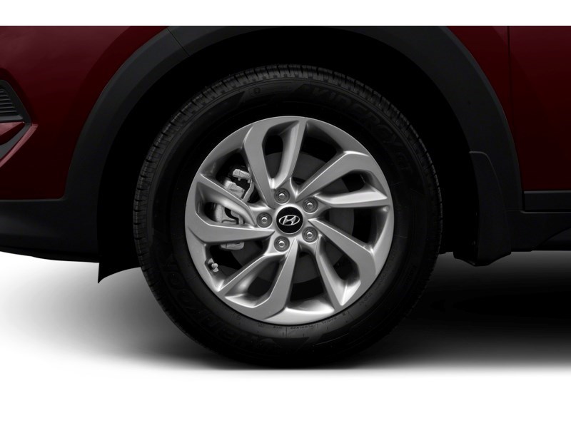 2017 Hyundai Tucson AWD 4dr 1.6L SE Exterior Shot 5