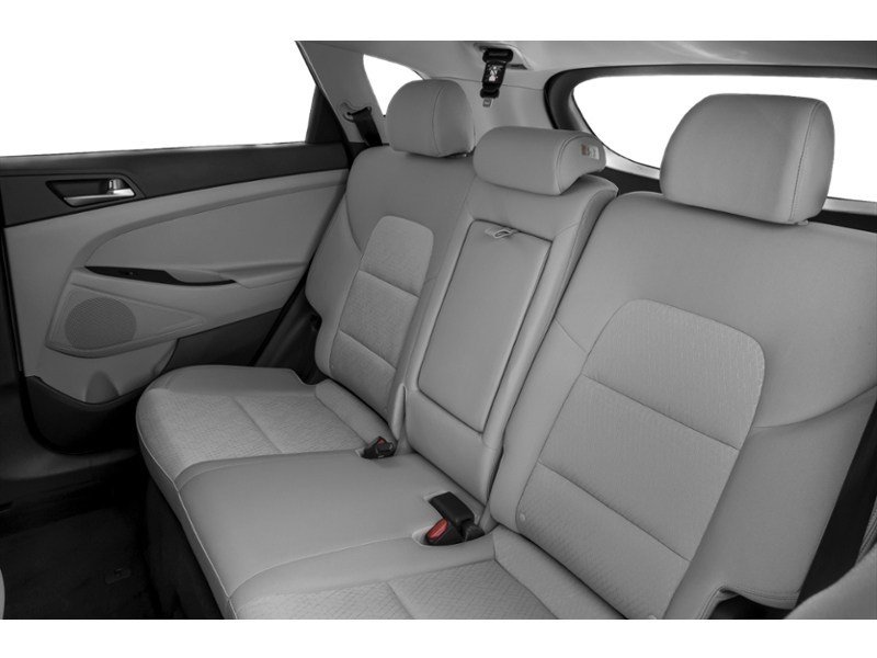 2017 Hyundai Tucson AWD 4dr 2.0L Interior Shot 5