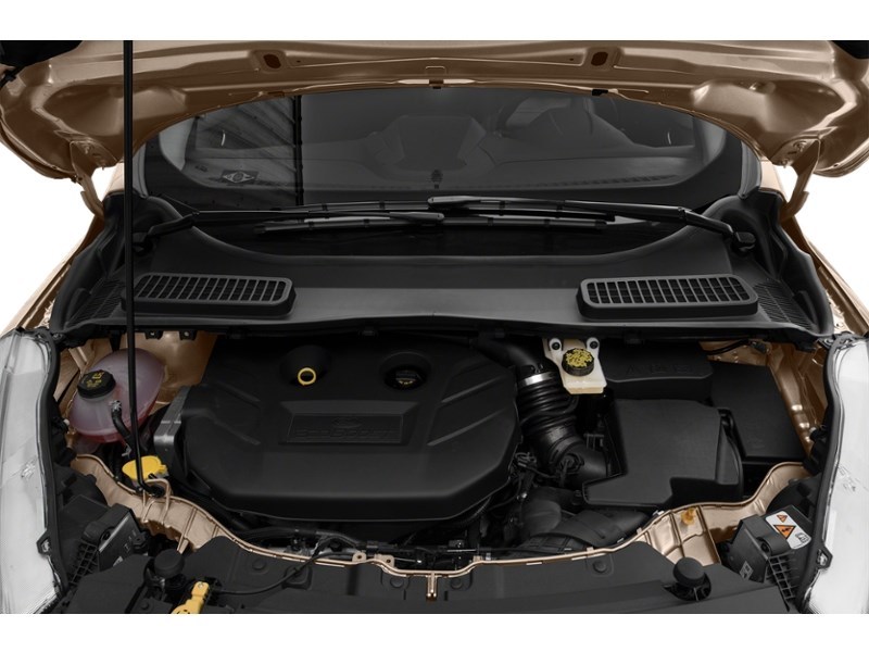 2018 Ford Escape Titanium 4WD Exterior Shot 3