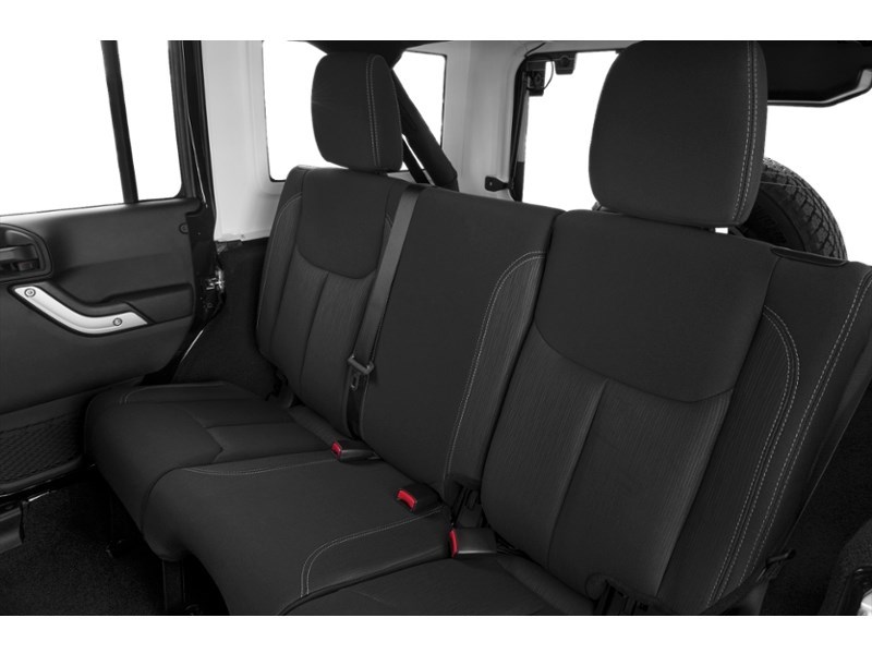 2018 Jeep Wrangler JK Unlimited Sahara 4x4 Interior Shot 5