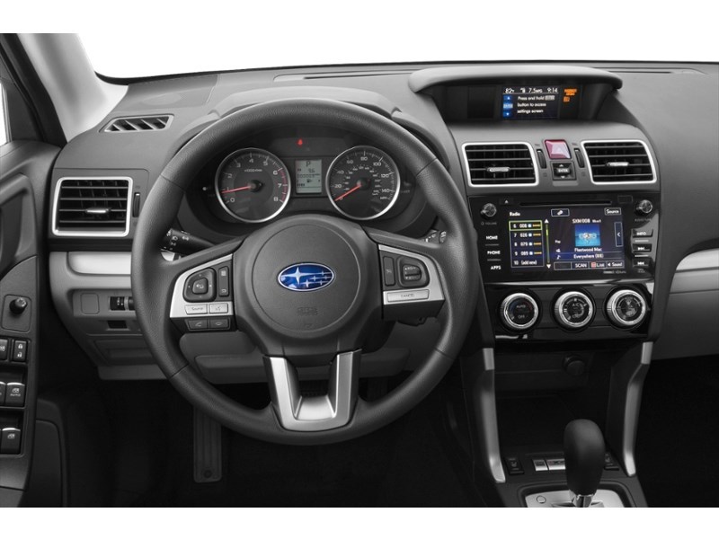 2017 Subaru Forester 5dr Wgn CVT 2.5i Convenience Interior Shot 3
