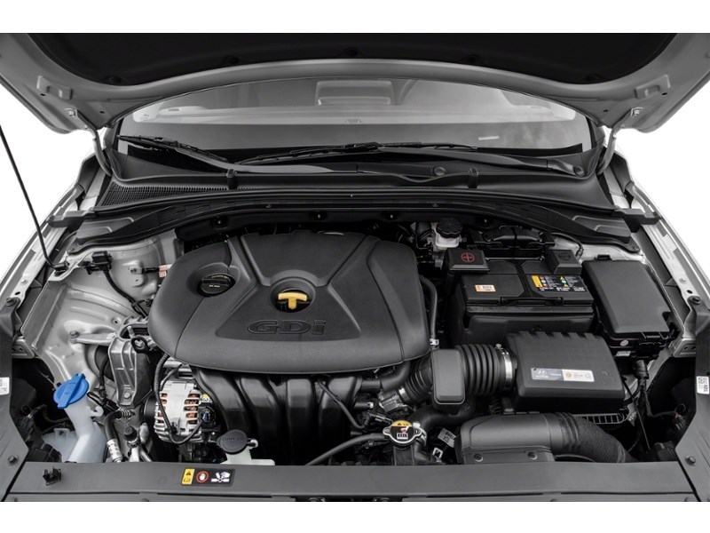 2018 Hyundai Elantra GT GL Auto Exterior Shot 3