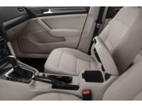 2019 Volkswagen Golf Comfortline 5-door Auto Interior Shot 7