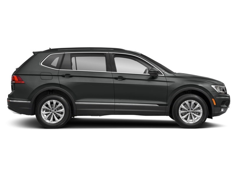 2018 Volkswagen Tiguan Comfortline 4MOTION Exterior Shot 11