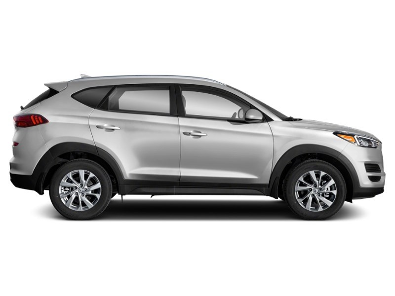 2020 Hyundai Tucson Essential FWD Exterior Shot 10