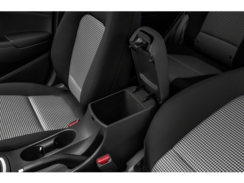 2021 Hyundai Kona 1.6T Trend AWD w/Two-Tone Roof Interior Shot 7