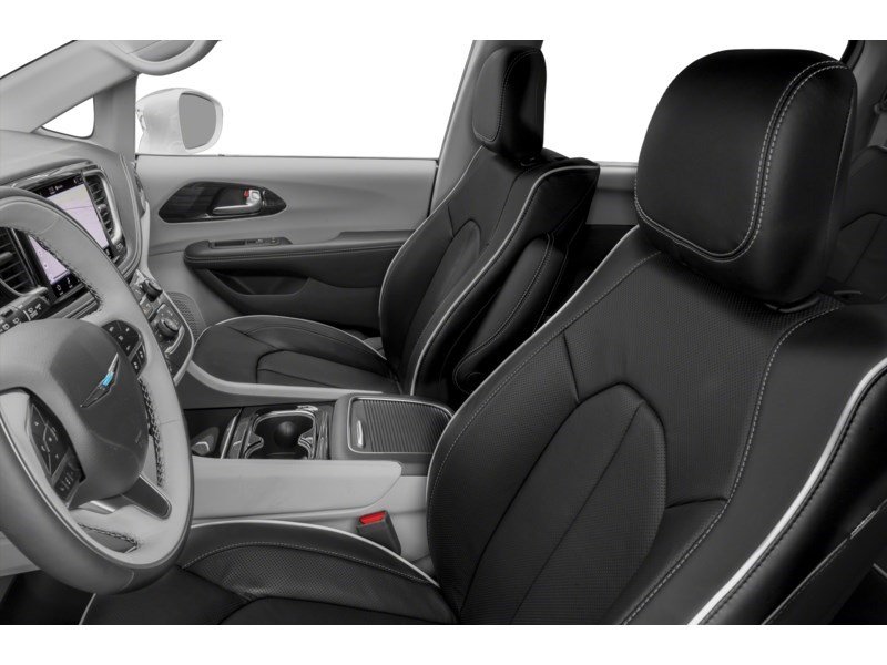 2022 Chrysler Pacifica Hybrid Limited 2WD Interior Shot 4