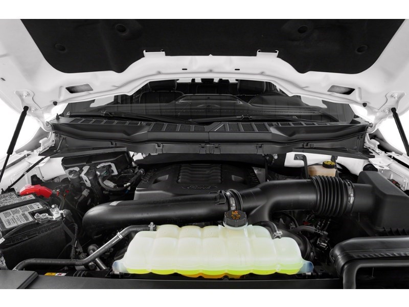 2023 Ford F-150 King Ranch 4WD SuperCrew 5.5' Box Exterior Shot 3