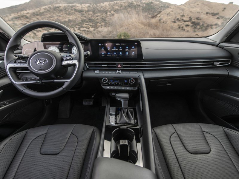 2023 Hyundai Elantra HEV Luxury OEM Shot 4