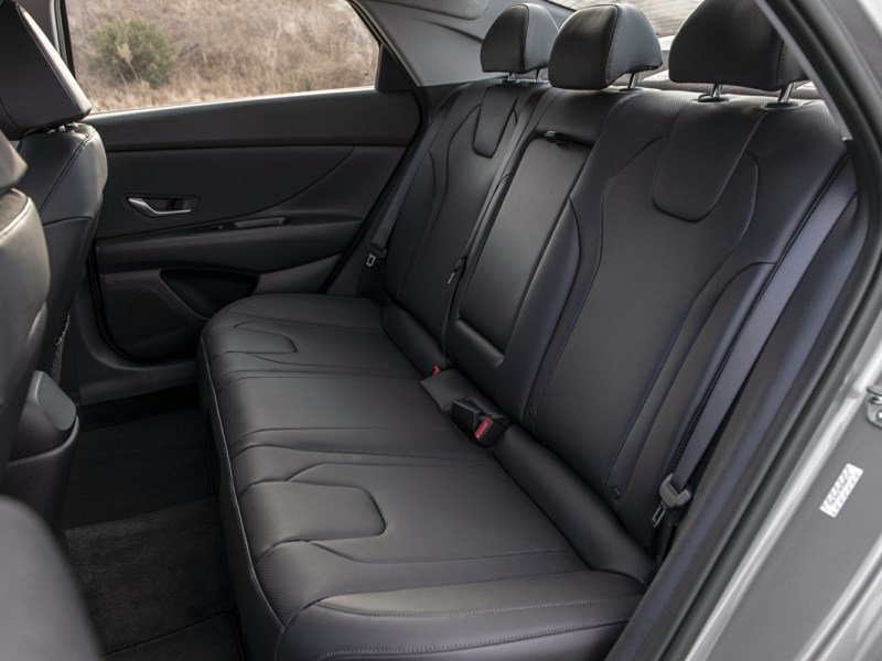2023 Hyundai Elantra HEV Luxury OEM Shot 6