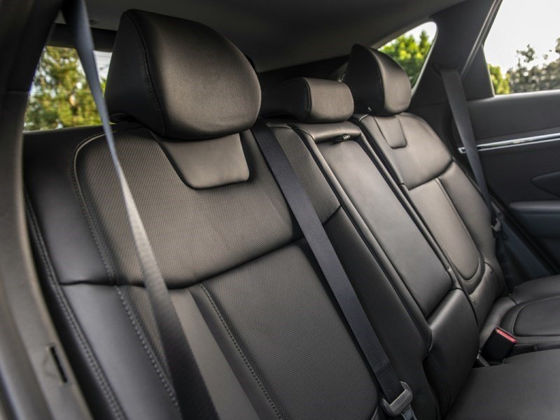 2022 Hyundai Tucson Essential OEM Shot 6