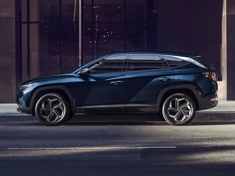 2024 Hyundai Tucson Hybrid Luxury OEM Shot 2