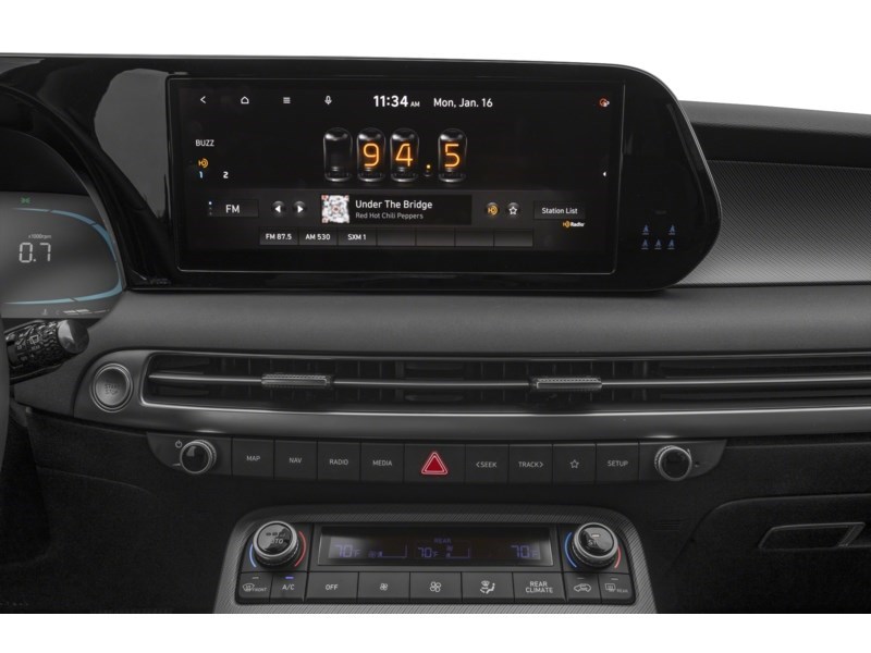 2024 Hyundai Palisade Urban 7-Passenger AWD Interior Shot 2