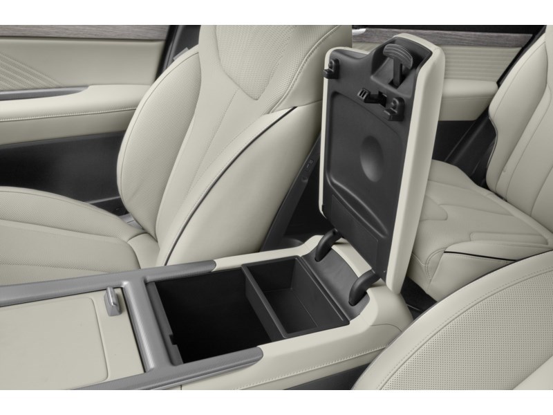2025 Hyundai Palisade Ultimate Calligraphy 7-Passenger AWD Interior Shot 7