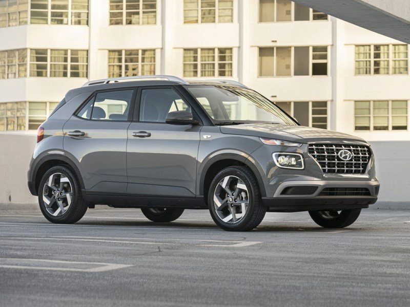 2023 Hyundai Venue Preferred OEM Shot 2