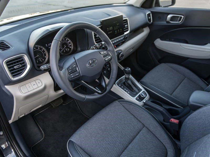 2023 Hyundai Venue Preferred OEM Shot 5