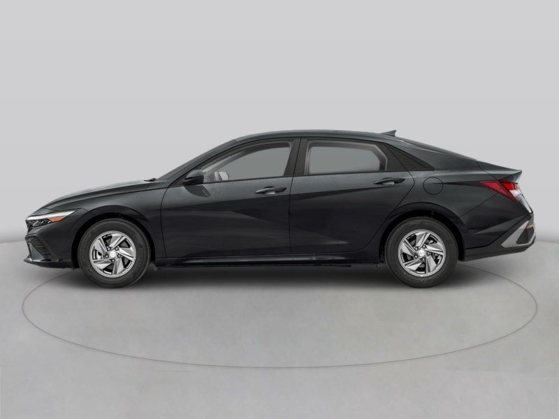 2024 Hyundai Elantra Preferred w/Tech Pkg OEM Shot 3