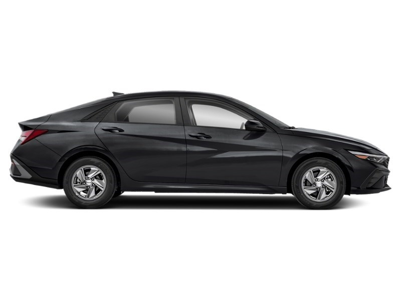 2026 Hyundai Elantra Essential IVT Exterior Shot 10