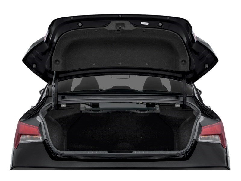 2026 Hyundai Elantra Essential IVT Exterior Shot 4