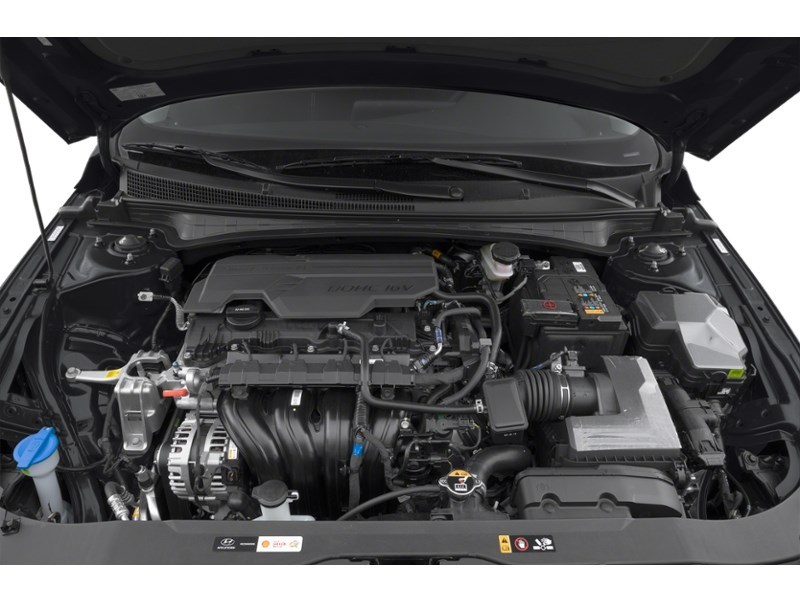 2026 Hyundai Elantra Preferred IVT Exterior Shot 3