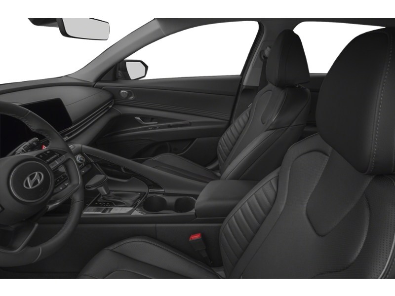 2026 Hyundai Elantra Luxury IVT Interior Shot 4