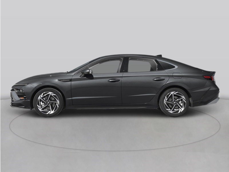 2026 Hyundai Sonata Preferred-Trend OEM Shot 2