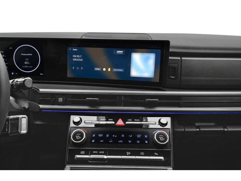 2026 Hyundai Santa Fe HEV Ultimate Calligraphy AWD Interior Shot 2