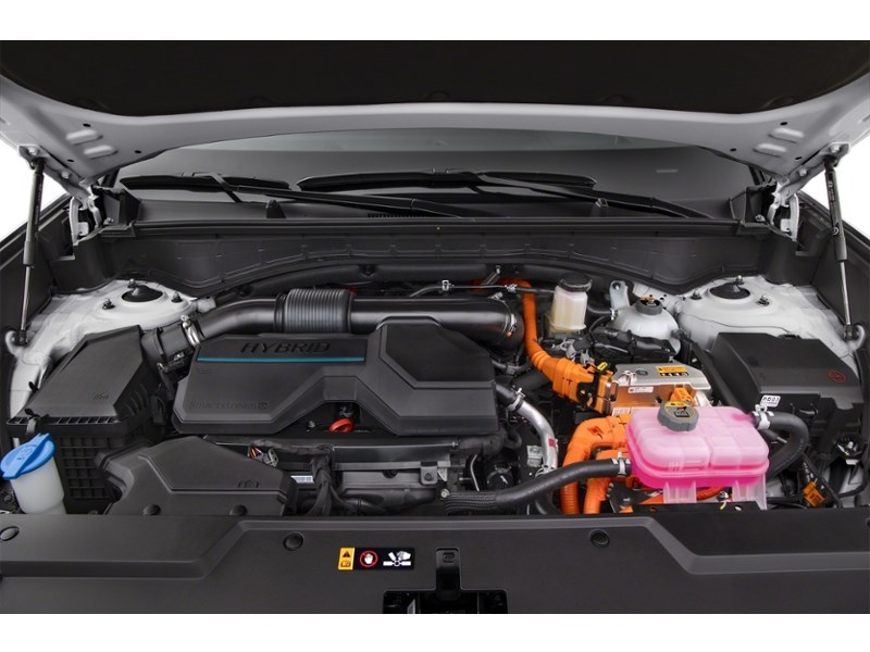 2026 Hyundai Santa Fe HEV Ultimate Calligraphy AWD Exterior Shot 3