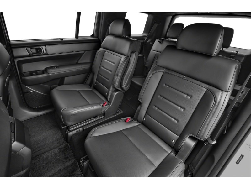 2026 Hyundai Santa Fe HEV Ultimate Calligraphy AWD Interior Shot 5
