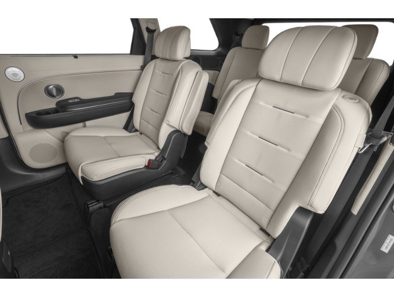 2027 Hyundai Palisade Preferred Trend Interior Shot 5