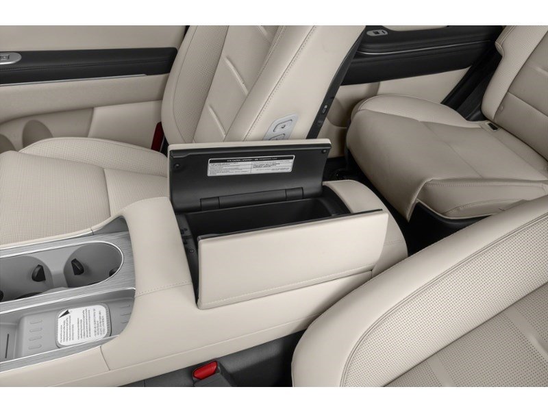 2026 Hyundai Palisade XRT Pro Interior Shot 7
