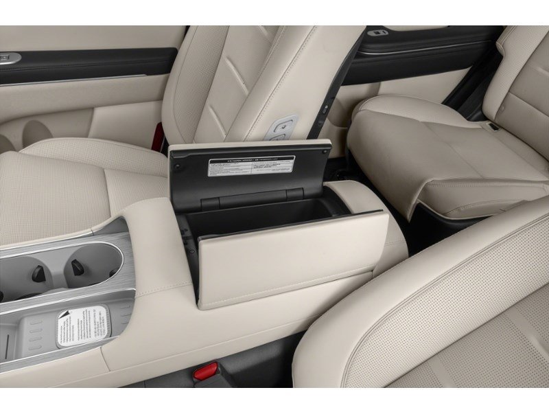 2027 Hyundai Palisade Preferred Trend Interior Shot 7